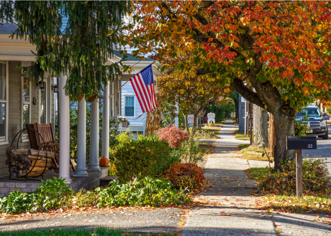 Best Small Towns To Live In Across America | Stacker